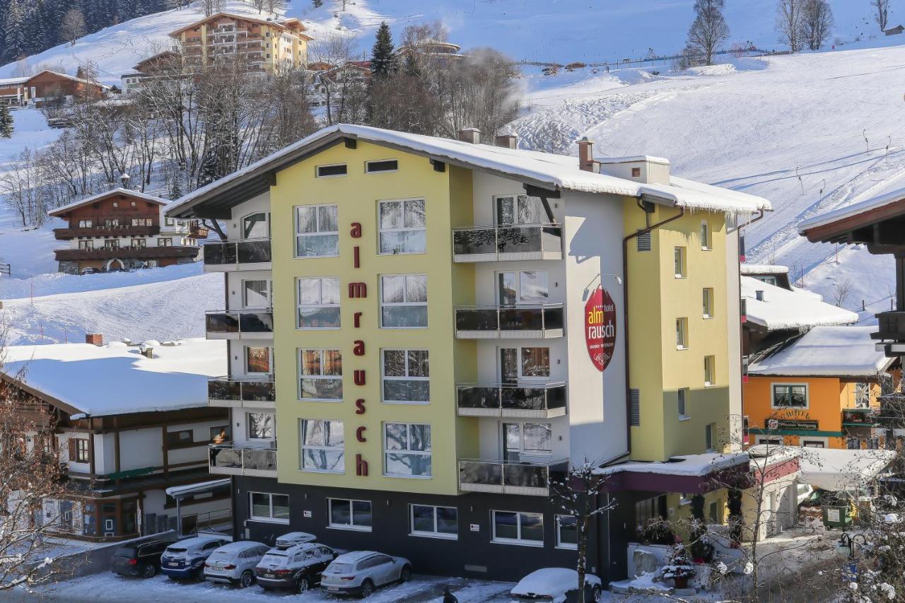 Hotel Almrausch Saalbach-Hinterglemm Exterior foto
